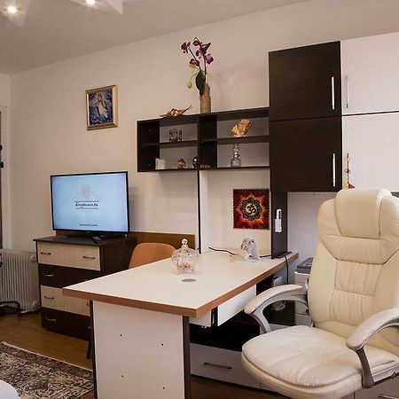 Belle Studio Appartement Galaţi Buitenkant foto