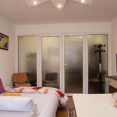 Belle Studio Appartement Galaţi Buitenkant foto