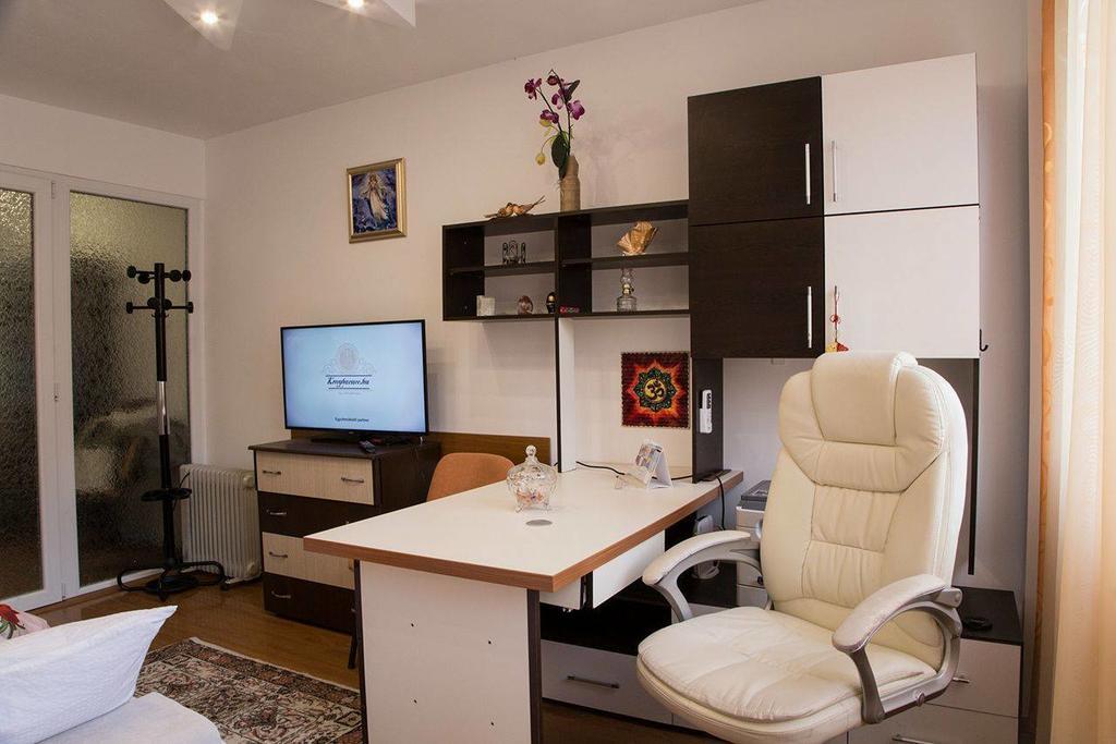 Belle Studio Appartement Galaţi Buitenkant foto